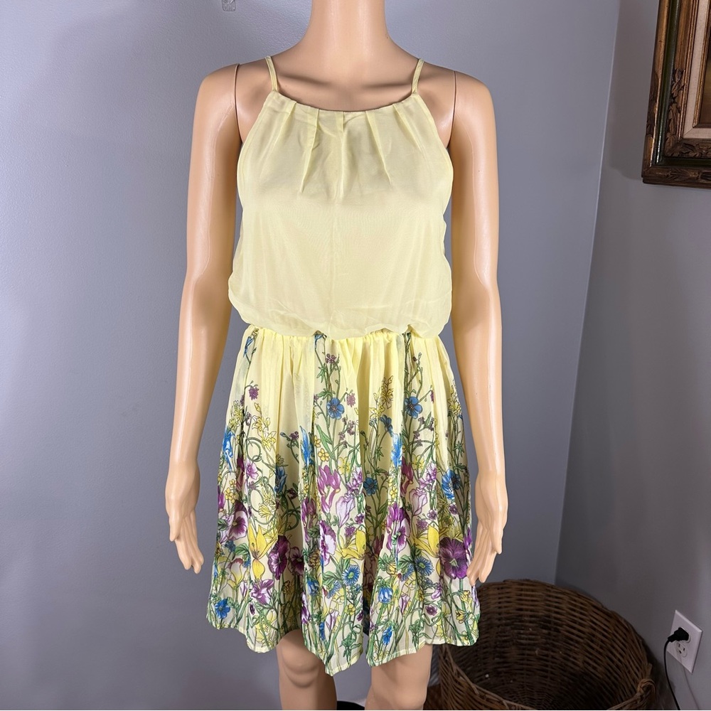 Esley Yellow Floral Sleeveless Keyhole Dress Women’s Size Small